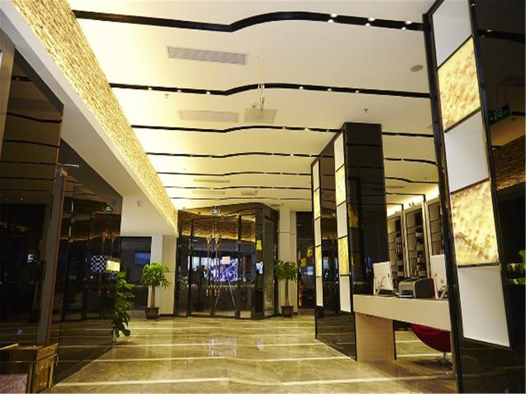 Lavande Hotel Tianhe Gangding Subway Station Branch Guangzhou Exterior photo